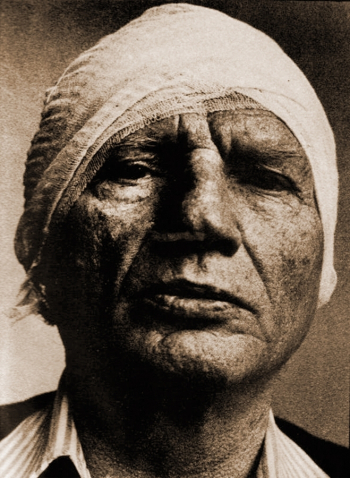 Рудольф Хауснер (Rudolf Hausner). Неизвестный фотограф.