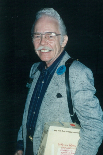 Фрэнк Келли Фрис (Frank Kelly Freas). 1989 год. Неизвестный фотограф.
