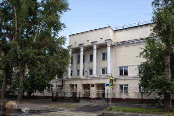 Средняя школа №600 на Хавской улице в Москве. Фотограф Марина Роз.