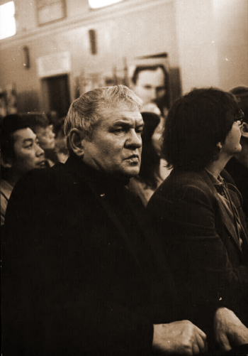 Пантелеев Анатолий Викторович. Мальцев Евгений Демьянович участник Ленинградской научной конференции, посвященной 55-летию со дня рождения В.М.Шукшина. Фотография. 1984. Всероссийский мемориальный музей-заповедник В.М.Шукшина.