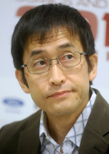 Дзюндзи Ито (Джунджи Ито, Junji Ito). Неизвестный фотограф.