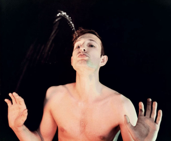 Брюс Науман (Bruce Nauman). Автопортрет-фонтан. Концептуальное искусство. 1966.