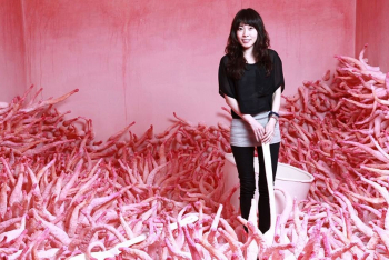 Джи Юнг Ли (Джееянг Ли, JeeYoung Lee, Jee Young Lee). Неизвестный фотограф.
