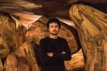 Энрике Оливейра (Henrique Oliveira). Неизвестный фотограф.