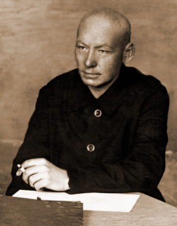 Художник Беньков Павел Петрович. Неизвестный фотограф.