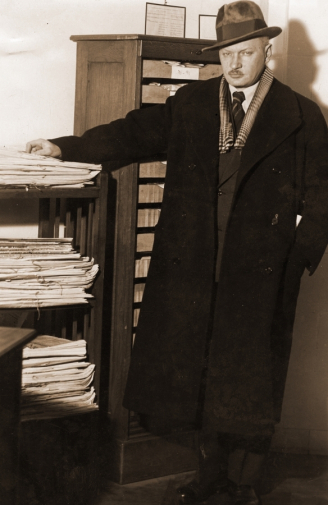 Коварский Фелициан Щенсны (Коварский Б.Ф., Felicjan Szczęsny Kowarski). Неизвестный фотограф.