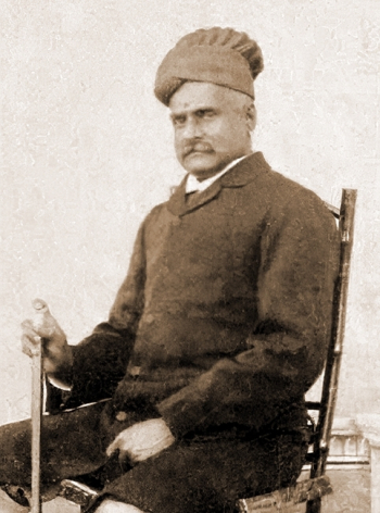 Рави Варма Койл Тампуран (Ravi Varma Koil Thampuran). Неизвестный фотограф.