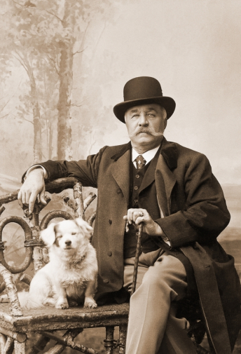 Магнус Ялмар Мунстеръелм (Magnus Hjalmar Munsterhjelm). Неизвестны фотограф.