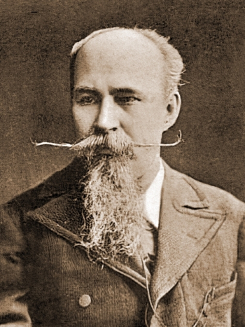 Грузинский Пётр Николаевич. Неизвестный фотограф.