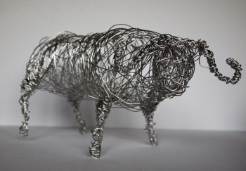 Неизвестный мастер. Бык. Плетение из проволоки. 2010-е. Частное собрание.