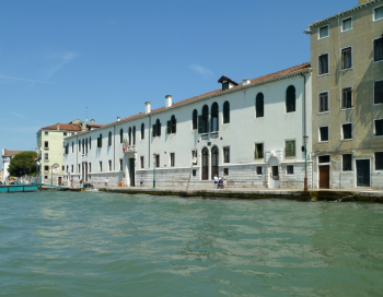 Венецианская академия изящных искусств (Accademia di Belle Arti di Venezia). Неизвестный фотограф.