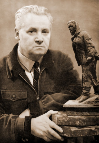 Пинчук Вениамин Борисович. Неизвестный фотограф.