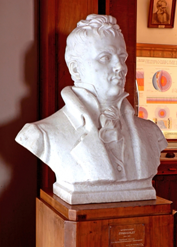Дерунов Владимир Иванович. Александр Гумбольдт. Мрамор. Научно-учебный Музей Землеведения МГУ имени М.В.Ломоносова.