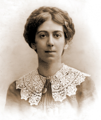 Никифорова-Кирпичникова Екатерина Дмитриевна. Неизвестный фотограф.