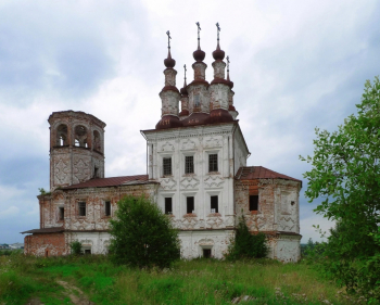Воскресенская церковь в деревне Варницы. 18 век. Корабль в православной архитектуре. Неизвестный фотограф.