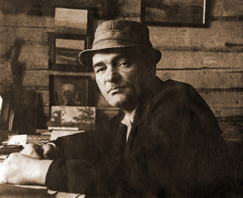 Рыбаков Алексей Сергеевич в 1930-е годы. Неизвестный фотограф. Звенигородский историко-архитектурный и художественный музей.