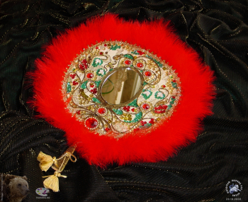 Михайлова Ольга Ярославовна. Веер `Нарцисс`. 2002.