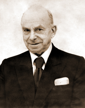 Искусствовед Гингер Григорий Сергеевич. Снимок неизвестного фотографа.