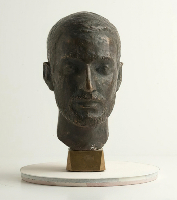Орехов Юрий Юрьевич. Портрет С.Цигаля. Бронза. 28,5х18х22. 20 век. Государственный музейно-выставочный центр РОСИЗО.