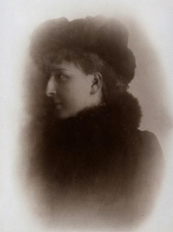Болдырев Иван Васильевич. Стасова (Березкина) Зинаида Дмитриевна (1864-1898). 1880-е. Литературный музей (Санкт-Петербург).