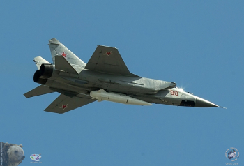 Ракетный комплекс `Кинжал` (Х-47М2). МиГ-31К, оснащённый комплексом `Кинжал`. Фотограф Марина Роз.