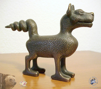 Хохловкин Пётр Викторович. Драконовая собачка. Бронза. 1996. Частное собрание.