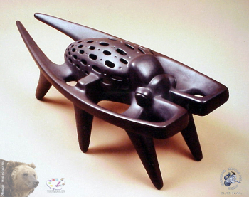 Хохловкин Пётр Викторович. Жук II. Керамика. 40х30х60. 1991. Частное собрание.