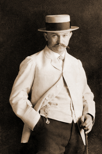 Вахрушов Феодосий Михайлович. Начало 1900-х. Неизвестный фотограф. Тотемское музейное объединение.