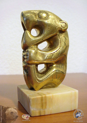 Шерифзянов Рамиль Минназимович. Идол. Латунь, камень. 1995. Частное собрание.