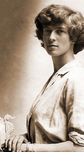 Хелен Хантингтон Хукер в 1930 году. Неизвестный фотограф.
