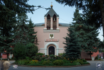 Церковь Серафима Саровского, где ранее был Донской крематорий. Фотограф Марина Роз.