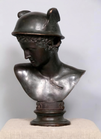 Пьер Луи Ажи. Меркурий. Бронза, литьё, чеканка. 54х35х25. 1798. Государственный музей-заповедник Павловск.