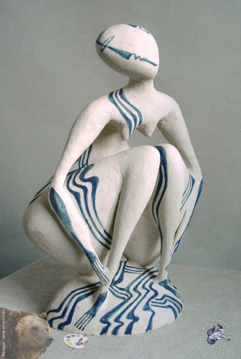 Карелиц Ольга Александровна. Нимфа. Шамот. h-42. 1998. Частное собрание.