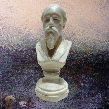 Караваев Иван Петрович. Бюст Н.А.Некрасова. Гипс. 17х6,5х6,5. Начало 20 века. Историко-мемориальный музей Смольный.