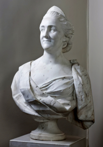 Мари-Анна Колло. Екатерина II. Мрамор. 80х65. 18 век. Государственный Эрмитаж.